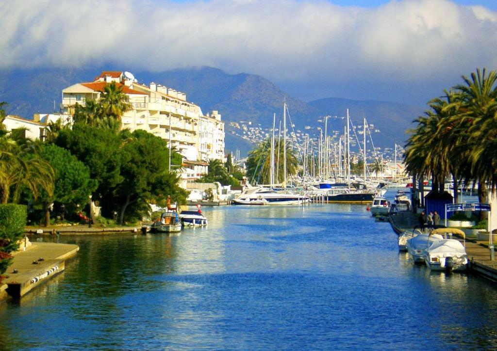Cn1-Zona Chic Club Nautico, Clima, 5 Minutos Andando De La Playa, Centro, Restaurantes Διαμέρισμα Empuriabrava Εξωτερικό φωτογραφία